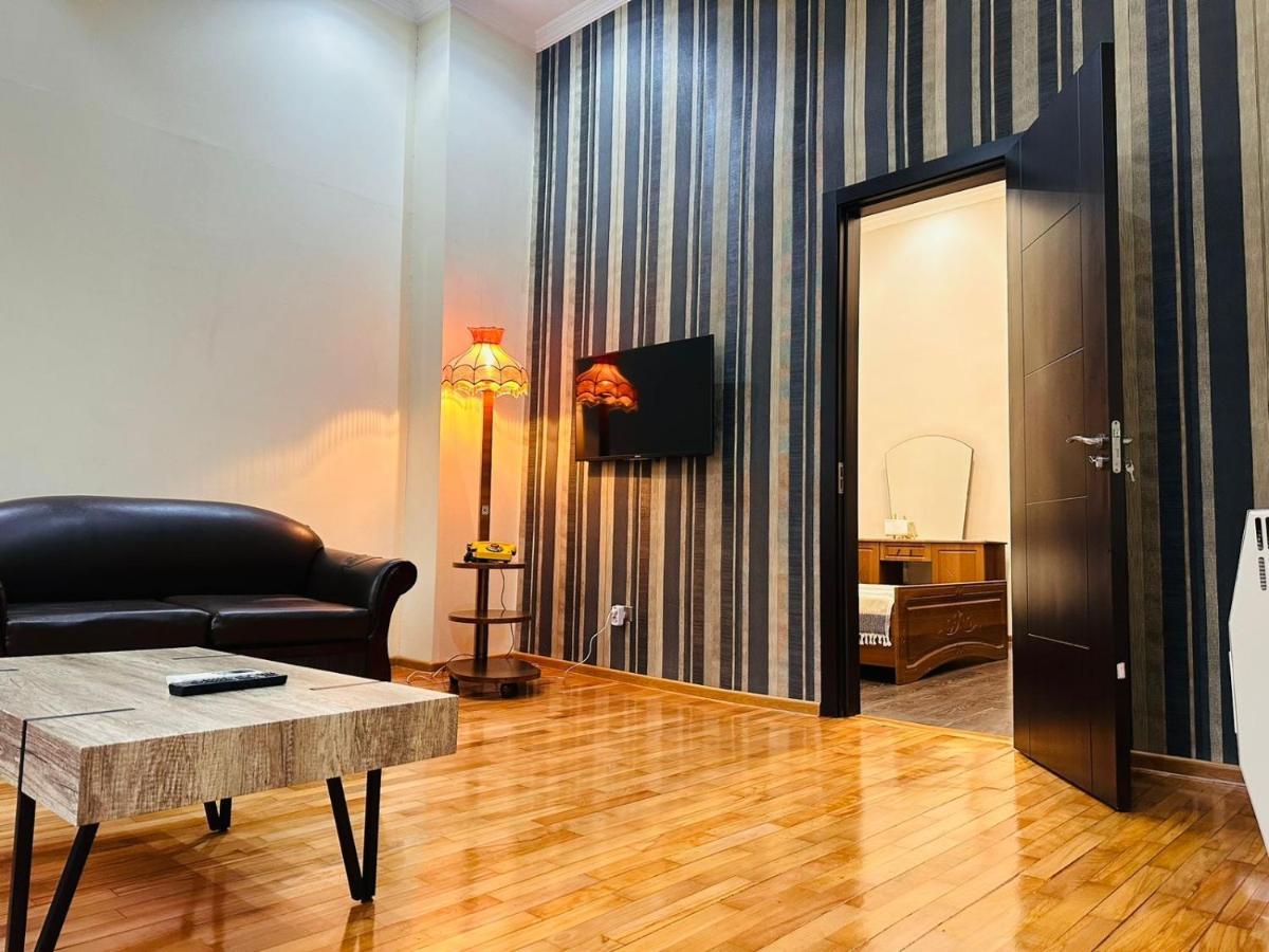 Old Batumi Apartment On Kostava 9 Екстер'єр фото
