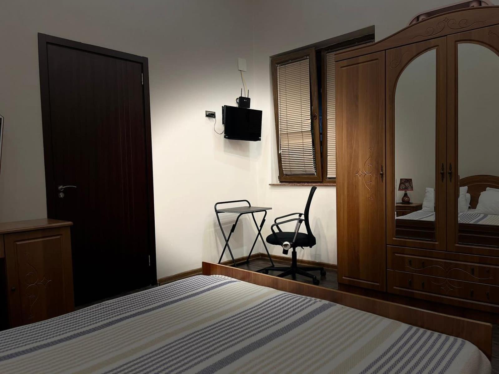 Old Batumi Apartment On Kostava 9 Екстер'єр фото