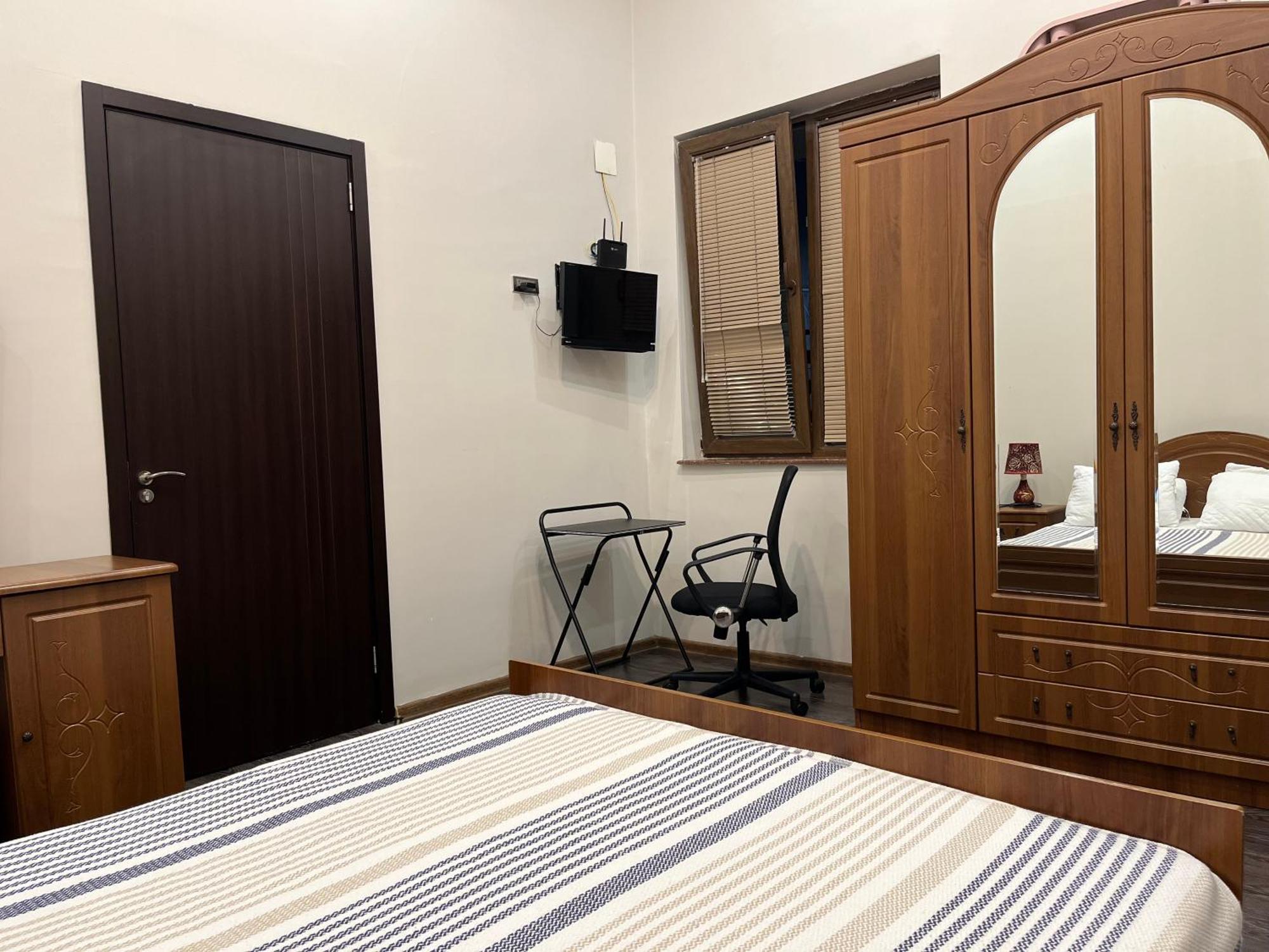 Old Batumi Apartment On Kostava 9 Екстер'єр фото
