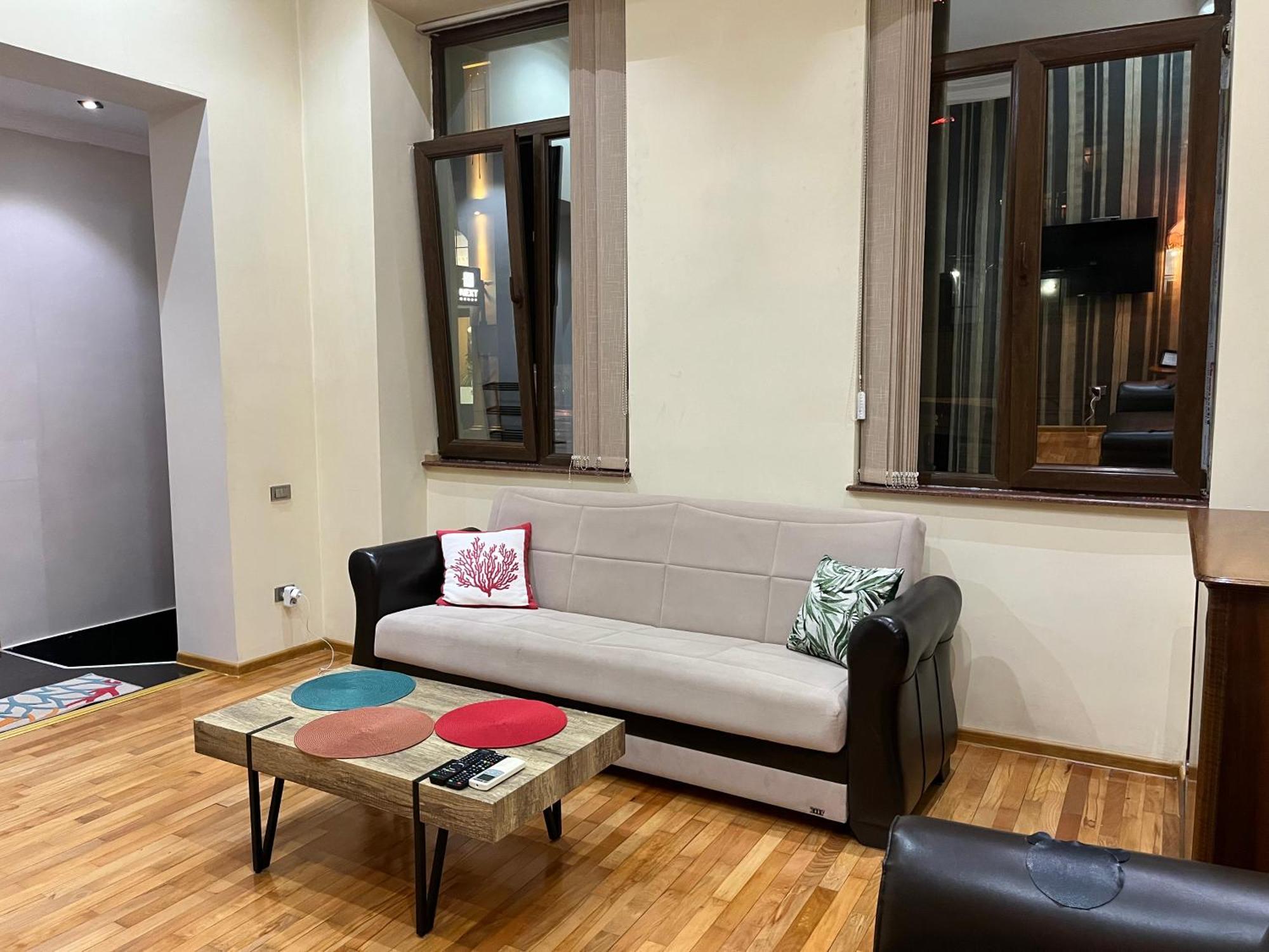 Old Batumi Apartment On Kostava 9 Екстер'єр фото