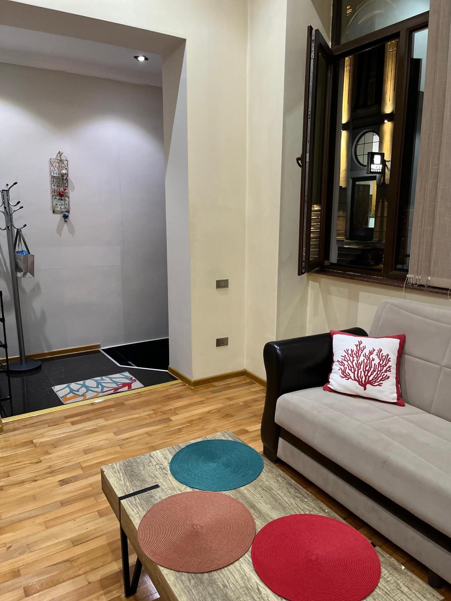 Old Batumi Apartment On Kostava 9 Екстер'єр фото